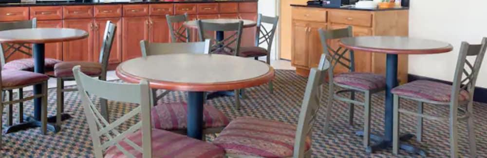Sleep Inn & Suites Tuscaloosa Zewnętrze zdjęcie